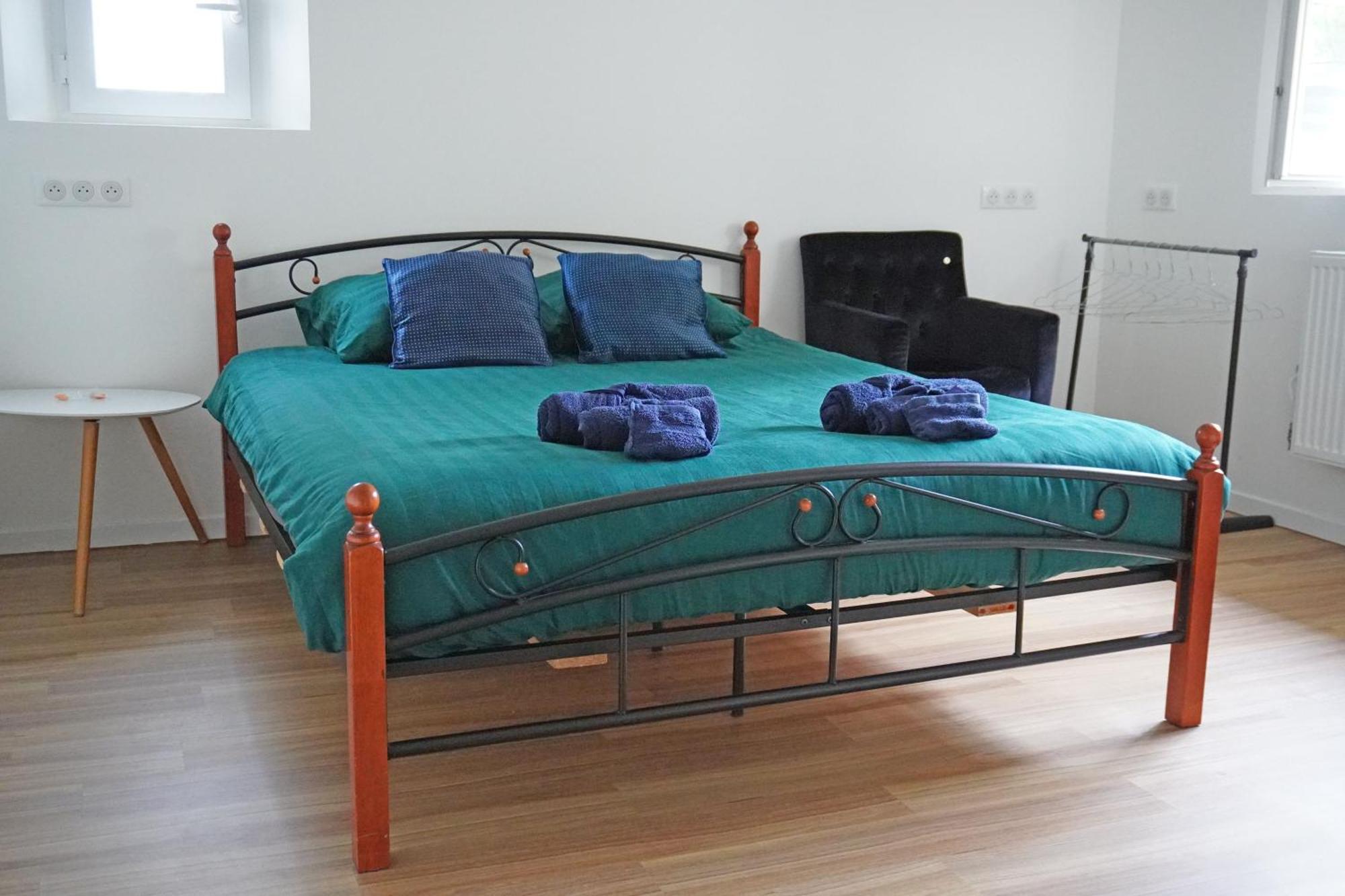 Appartement Entier 2 Chambres Chez Zarius Ати-Мон Екстериор снимка